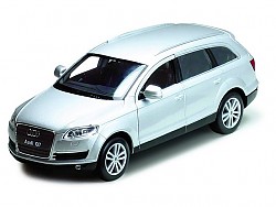 Audi Q 7 černé