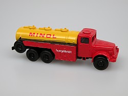 1952 T111 C cisterna/Petrol Tanker (MINOL) 